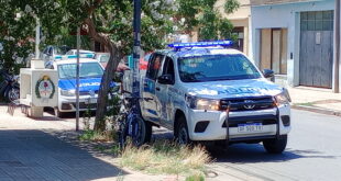 ENTRADERA Y ROBO A UN FUNCIONARIO MUNICIPAL EN BARRIO LA FRANCISCA: ERAN TRES SUJETOS Y SE LLEVARON DE TODO