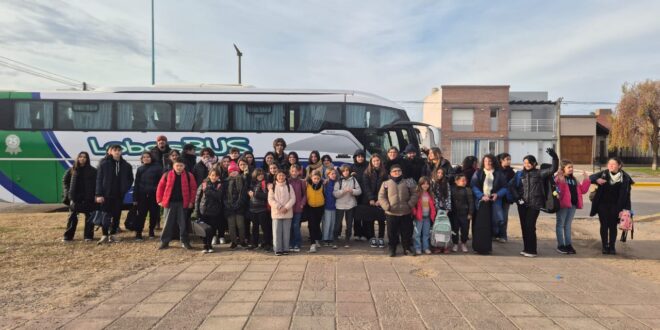 LA ORQUESTA ESCUELA DE LOBOS PARTICIPÓ DE UN ENCUENTRO REGIONAL EN BOLÍVAR