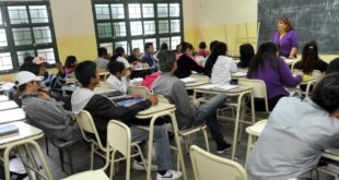 EDUCACIÓN: LA PROVINCIA BUSCA REEMPLAZAR EL BOLETÍN EN PAPEL POR LA LIBRETA ESTUDIANTIL DIGITAL PARA EL SECUNDARIO