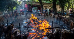 ESTE 4 DE ENERO: VUELVE LA NOCHE DE LOS ALMACENES A ROQUE PÉREZ- SE ESPERA UNA MULTITUDINARIA CONCURRENCIA