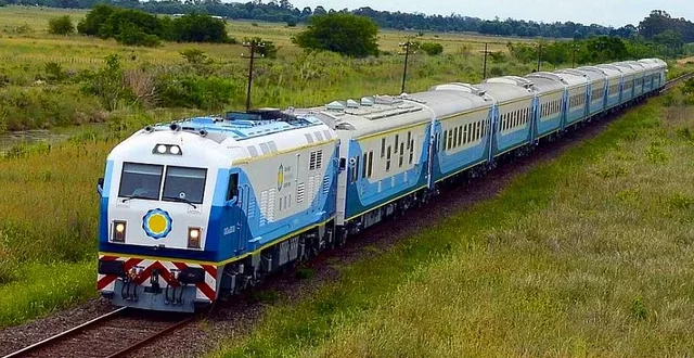 1.150 KILÓMETROS Y 32 HORAS DE RECORRIDO: CUÁNTO CUESTA EL PASAJE PARA VIAJAR EN EL TREN MÁS LARGO DE LA ARGENTINA