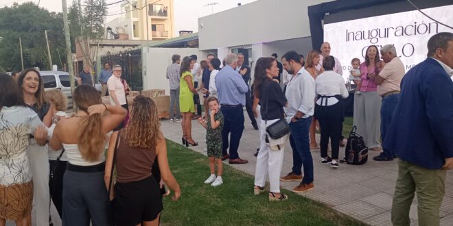 EN LA ESQUINA DE PATAGONES Y ALBERTINI- SE INAUGURÓ LA NUEVA SEDE DEL CEMLO, CENTRO DE ESPECIALIDADES MÉDICAS LOBOS, DIRIGIDO POR EL DR. FABIÁN DABOVE