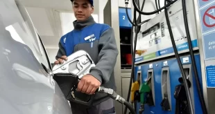 TRAS EL ANUNCIO DE YPF, LAS DEMÁS PETROLERAS TAMBIÉN BAJARON LOS PRECIOS DE LOS COMBUSTIBLES
