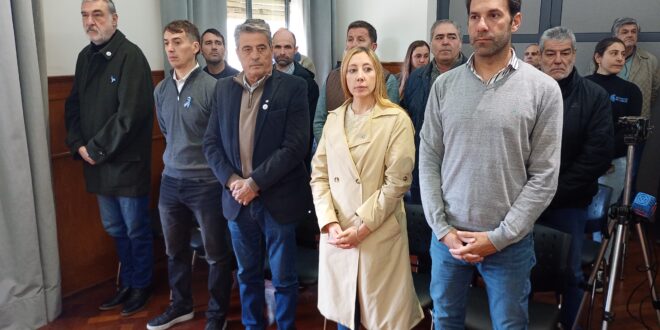 ACTO OFICIAL POR EL PASO A LA INMORTALIDAD DE MARTÍN MIGUEL DE GÜEMES: “PERTENECE A ESA CLASE DE HOMBRES CAPAZ DE RESISTIR LA MEMORIA DE LOS PUEBLOS”, DIJO EL PROF. SANTIAGO WARD