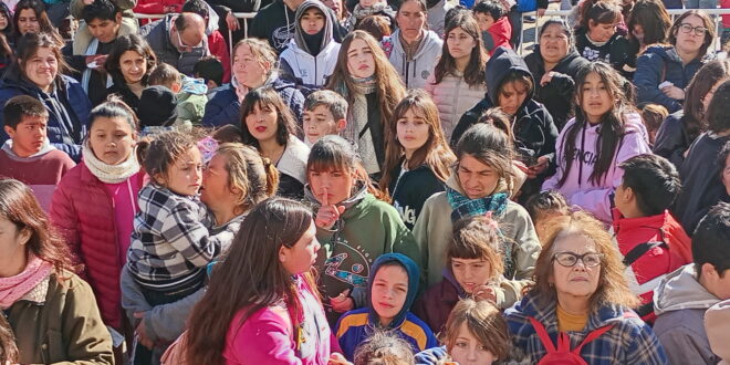 COMENZÓ LA FIESTA GRANDE DEL DÍA DEL NIÑO EN LA PLAZA 1810