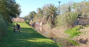 AVANZA LA OBRA DEL PUENTE EN LA CALLE 25 DE MAYO, SOBRE EL CANAL SALGADO