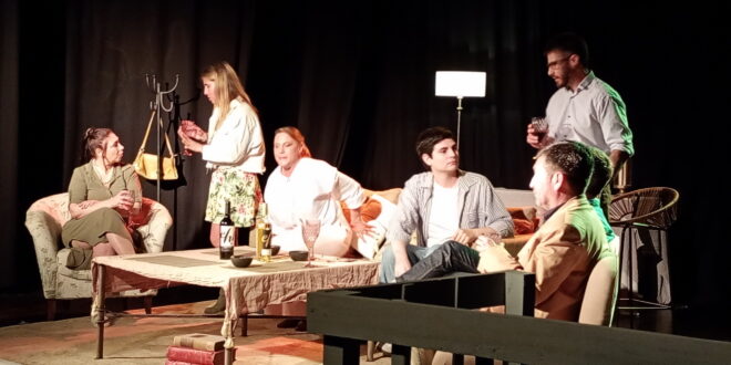 A SALA LLENA, EL TEATRITO ESTRENÓ “SECRETOS OCULTOS”, COMEDIA DIRIGIDA POR DANTE MAZZEO CON GRAN ELENCO Y SÓLIDAS ACTUACIONES
