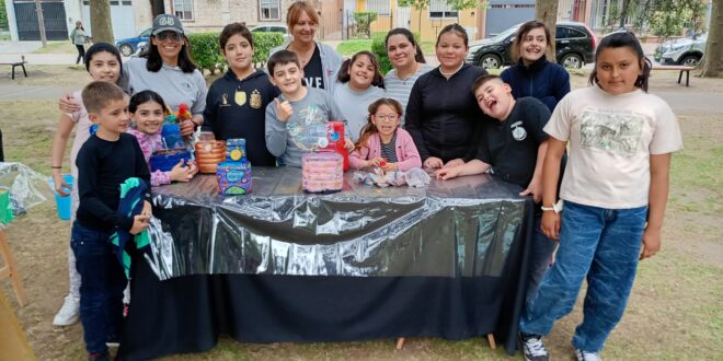 EN LA PLAZA TUCUMÁN: FUE UN ÉXITO LA PRIMERA EDICIÓN DE «ECOLOBOS», FERIA DEDICADA A PROMOCIONAR LA ECOLOGÍA Y EL MEDIO AMBIENTE