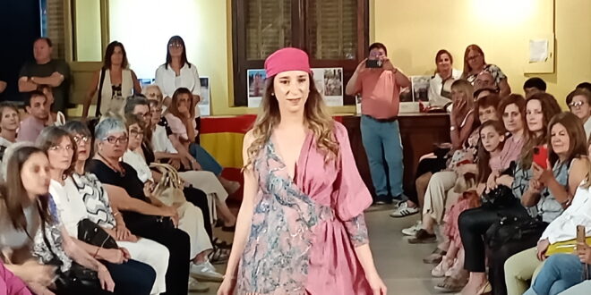 EXCELENTE DESFILE DE MODA SUSTENTABLE ORGANIZADO POR MIRTA CALANDRELLI: EL PÚBLICO COLMÓ EL SALÓN DE LA SOCIEDAD ESPAÑOLA