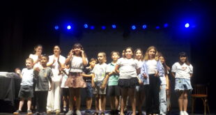 CIERRE DE LAS MERIENDAS LITERARIAS Y PRESENTACIÓN DE LA ANTOLOGÍA INFANTIL EN EL TEATRO ITALIANO: UNA NOCHE A PURA MAGIA Y EMOCIÓN