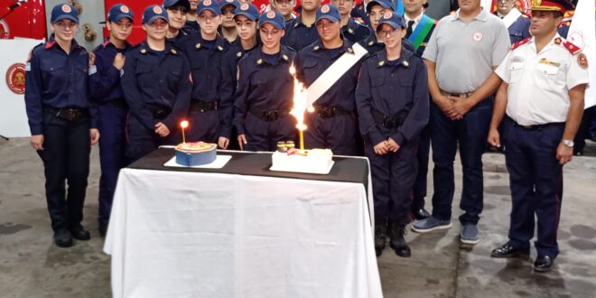EMOTIVO ACTO PROTOCOLAR EN LA SEDE DE BOMBEROS, AL CUMPLIRSE 66 AÑOS DE SU FUNDACIÓN: INGRESARON DOS NUEVOS EFECTIVOS
