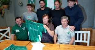 FÚTBOL: EL CLUB SALGADO PRESENTÓ LA NUEVA INDUMENTARIA PARA ESTA TEMPORADA Y LOS TÉCNICOS DE CADA UNO DE LOS PLANTELES