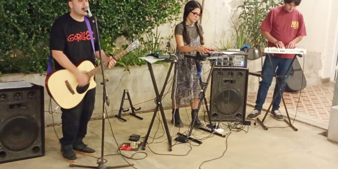 EN LA FUNDACIÓN LOBOS: SE REALIZÓ EL CIERRE DE LA MUESTRA “MASCARITAS” ORGANIZADA CON EL MAVLO, QUE FINALIZÓ CON UN EXCELENTE SHOW DE MACHINGO DÍAZ