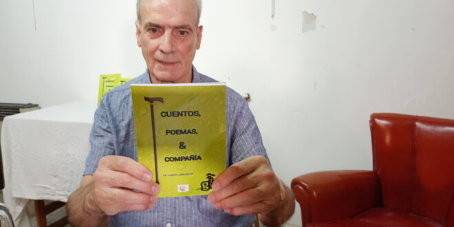 GUSTAVO LARRE, PROFESIONAL Y DOCENTE LOBENSE, PRESENTÓ EN LA BIBLIOTECA CAPPONI SU PRIMER LIBRO, “CUENTOS, POEMAS & COMPAÑÍA”