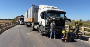 CHOQUE MÚLTIPLE EN CADENA ENTRE CUATRO CAMIONES Y UNA CAMIONETA EN RUTA 205: UN HERIDO FUE TRASLADADO AL HOSPITAL CON FRACTURAS