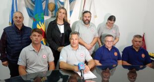 BOMBEROS VOLUNTARIOS PRESENTÓ A LOS DOS NUEVOS JEFES DEL CUERPO ACTIVO, FRANSCISO COSEGLIA Y MARCELO BURGOGNONI