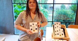 SANTIAGO COLÁNGELO, JOVEN ESCRITOR LOBENSE, PRESENTÓ SU PRIMERA NOVELA, “EL PERDÓN DE LOS ESPÍRITUS”, EN EL RESTOBAR “CRUZANDO LA VÍA”