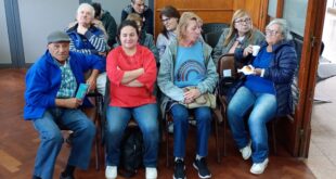 CHARLA SOBRE PREVENCIÓN DEL CIBERDELITO DESTINADA A ADULTOS MAYORES: ESTUVIERON PRESENTES MIEMBROS DE LOS DOS CENTROS DE JUBILADOS QUE TIENE LOBOS- CÓMO DENUNCIAR INTENTOS DE ESTAFA