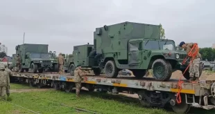 SORPRESA Y CURIOSIDAD: ¿POR QUÉ UN TREN CON VEHÍCULOS MILITARES ATRAVESÓ LA PROVINCIA DE BUENOS AIRES?