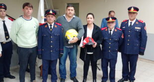 EMOTIVO ACTO POR EL DÍA DEL BOMBERO VOLUNTARIO EN EL SALÓN DEL CUARTEL CENTRAL, CON ENTREGA DE RECONOCIMIENTOS Y REINCORPORACIONES