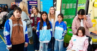 FERIA DE EDUCACIÓN DISTRITAL: DOCENTES Y ALUMNOS PRESENTARON INTERESANTES PROYECTOS EN LOS QUE HAN TRABAJADO ESTE PRIMER SEMESTRE
