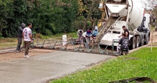 AVANZA LA OBRA DE PAVIMENTACIÓN DE LA CALLE 25 DE MAYO: YA COMENZARON LOS TRABAJOS Y CONTINUARÁN SEGÚN LAS CONDICIONES CLIMÁTICAS