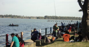 ALERTA AMBIENTAL EN LA LAGUNA DE LOBOS POR CIANOBACTERIAS: NO ESTÁ PERMITIDO NADAR NI CONSUMIR PECES EXTRAÍDOS DEL ESPEJO DE AGUA