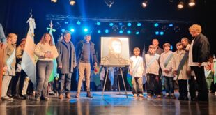 LA EDUCACIÓN COMO LEGADO, EJE DEL HOMENAJE A SAN MARTÍN REALIZADO EN EL TEATRO ITALIANO A 176 AÑOS DE SU FALLECIMIENTO
