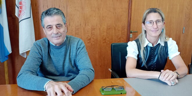 ENTREVISTA AL INTENDENTE ETCHEVERRY Y LA SECRETARIA LUCAVALLI: NUEVO ESTACIONAMIENTO MEDIDO, PROYECTO PARA TRANSFORMAR EL PARQUE MUNICIPAL, OBRAS DE DESAGÜES Y NUEVO ESPACIO PARA EL HIPÓDROMO